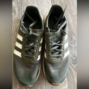 Adidas Womens Flashback Green Running Shoes Sneakers, size 9.5, EUC